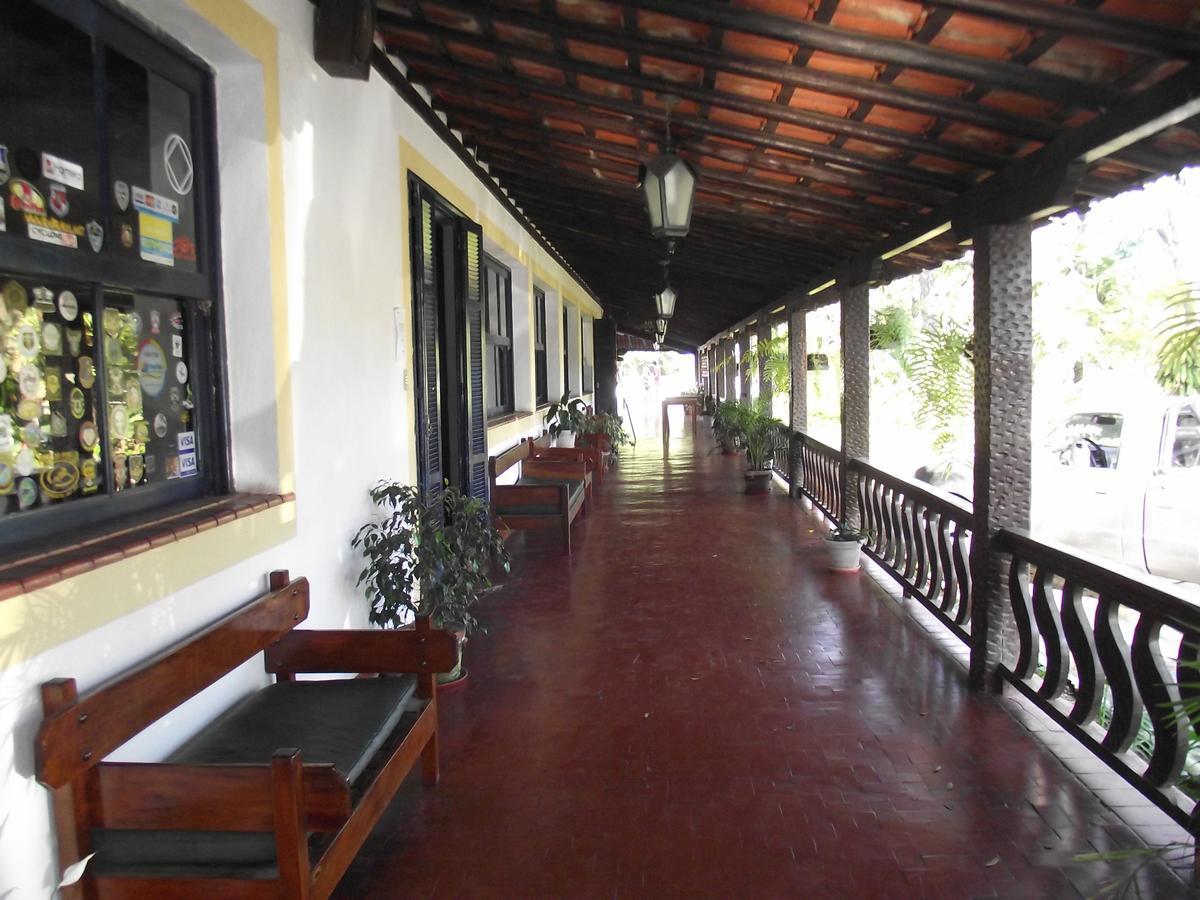 Hotel 米格尔-佩雷拉 外观 照片